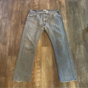 Levi’s 501 gray straight leg button fly women’s jeans size W38 L32 EUC